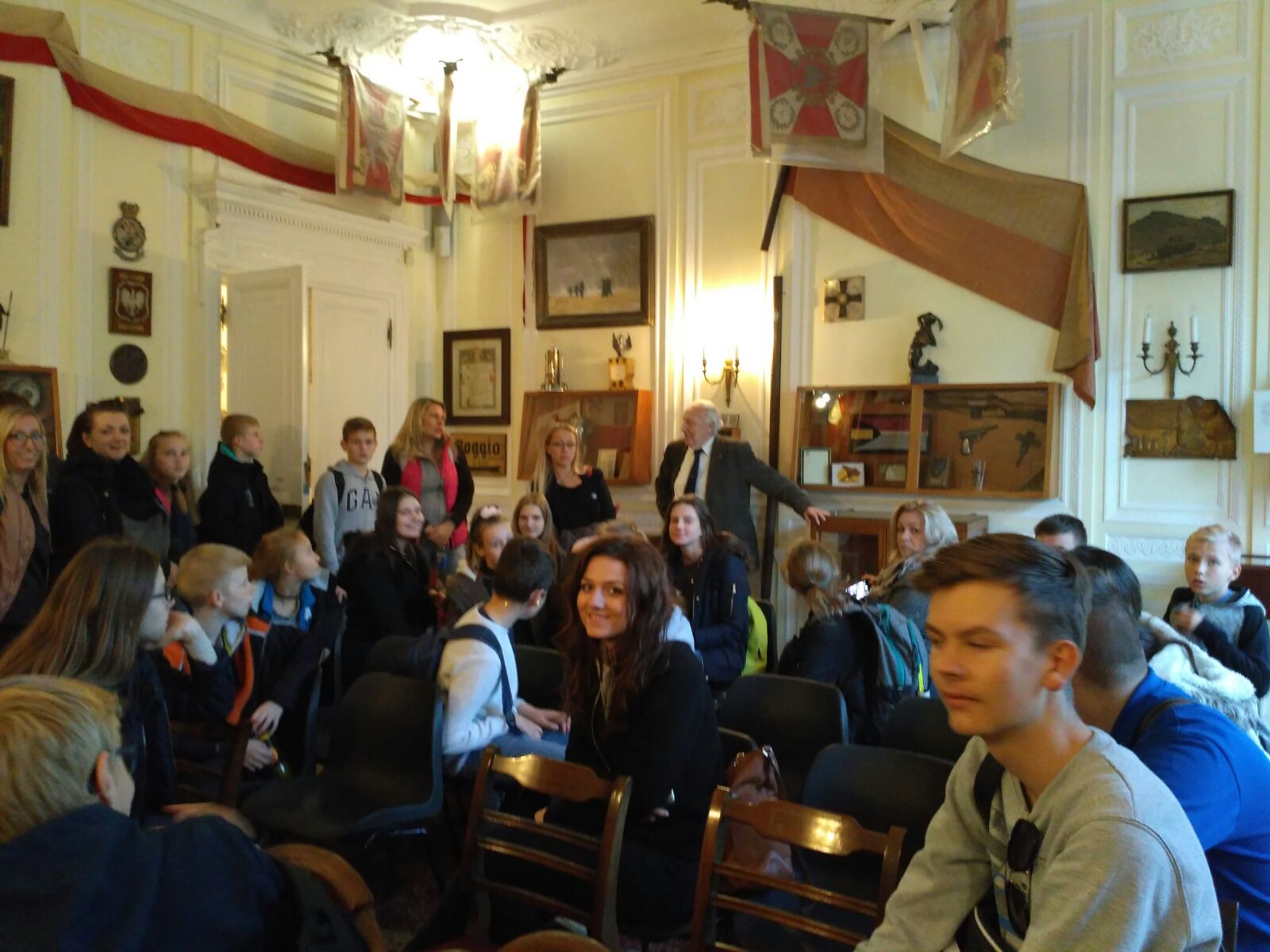 15133915 1303410596355871 446646539 O